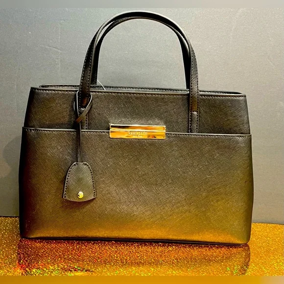 Maiden way saffiano discount zuri